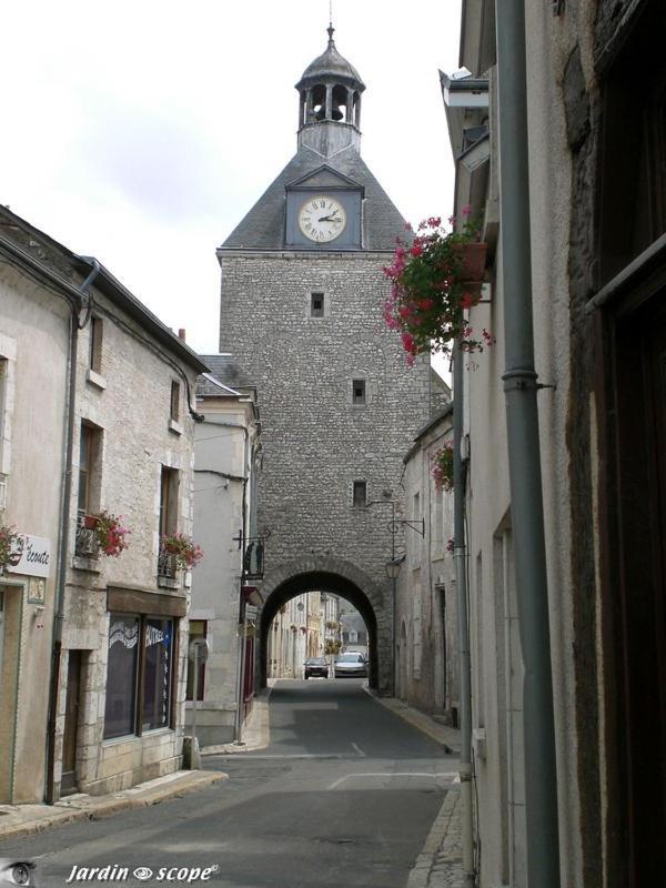 Coeur Du Centre Historique De Beaugency Apartamento Exterior foto